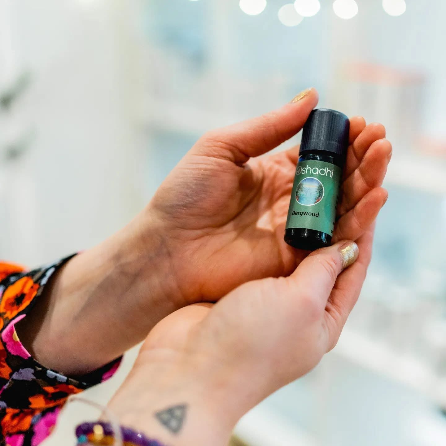 Bergwoud - synergie etherische olie - Oshadhi - 10ml