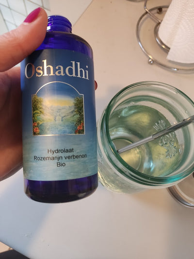 Rozemarijn (verbenon) hydrolaat - Oshadhi - zuivering