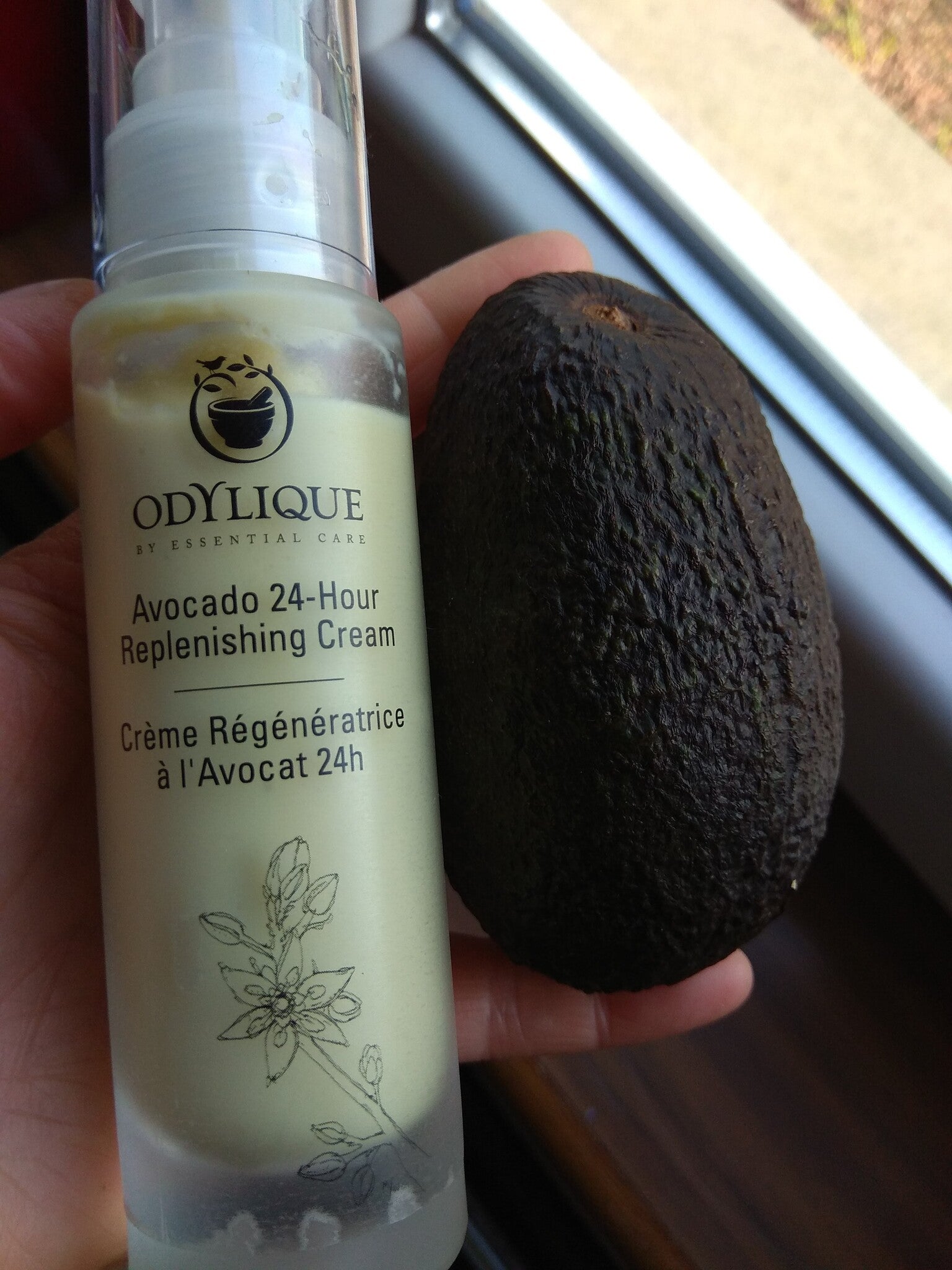 Organic avocado cream Odylique - anti-rimpel voor droge/rijpere huid
